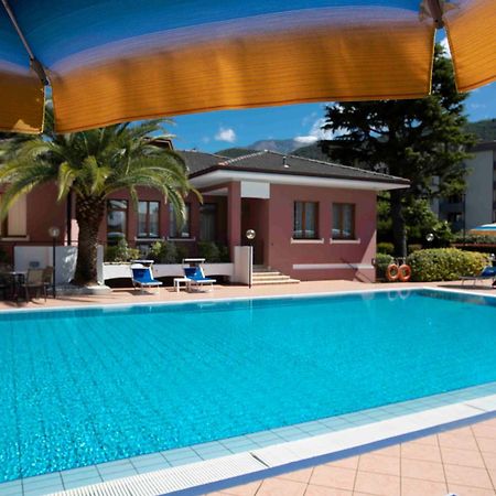 Sunlake Hotel リーヴァ・デル・ガルダ エクステリア 写真