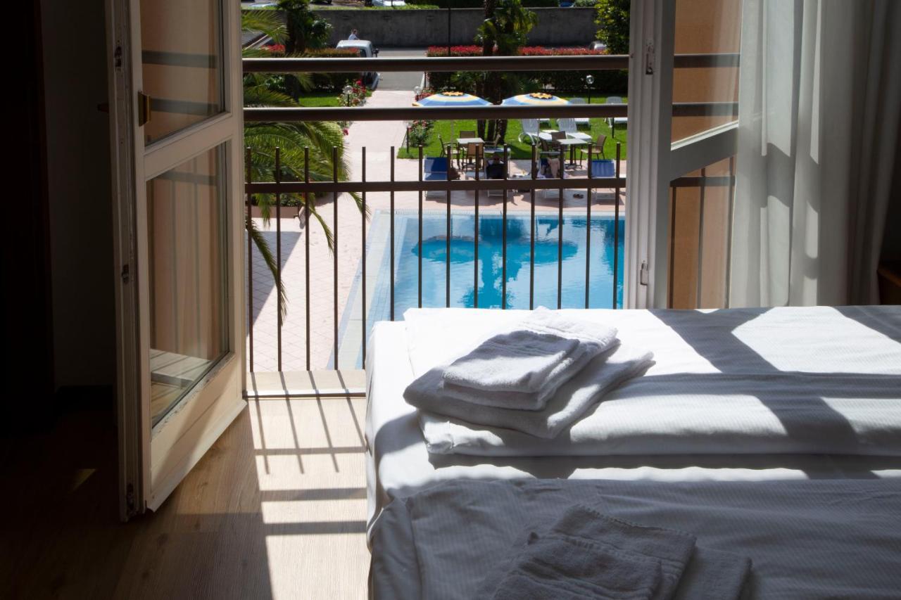 Sunlake Hotel リーヴァ・デル・ガルダ エクステリア 写真